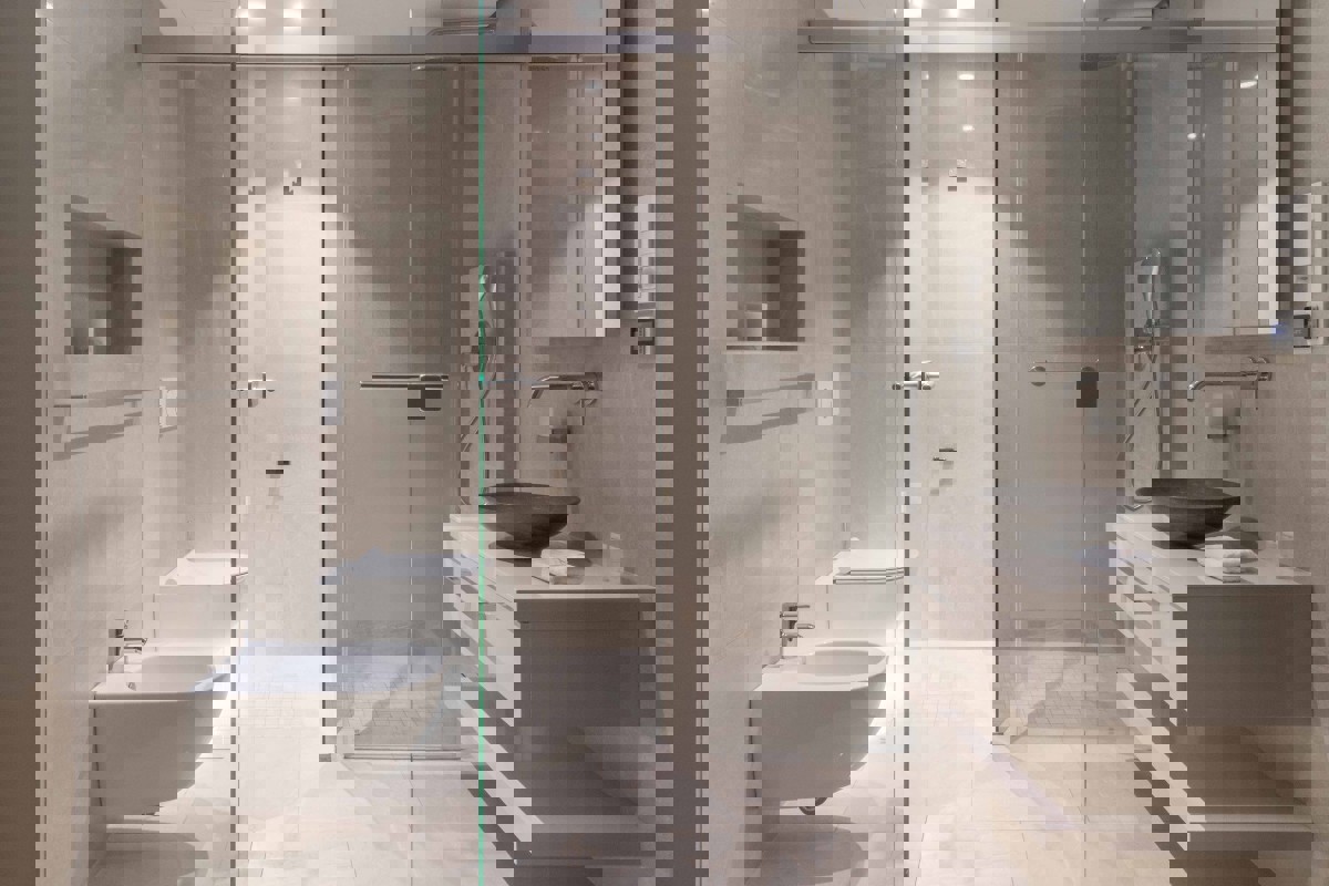 Lussuoso appartamento con due camere da letto in prima fila sul mare