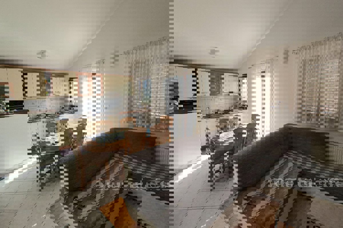 Proprietà residenziale e commerciale vicino a Spalato