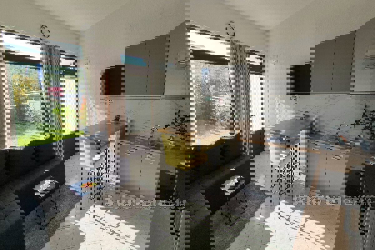 Proprietà residenziale e commerciale vicino a Spalato