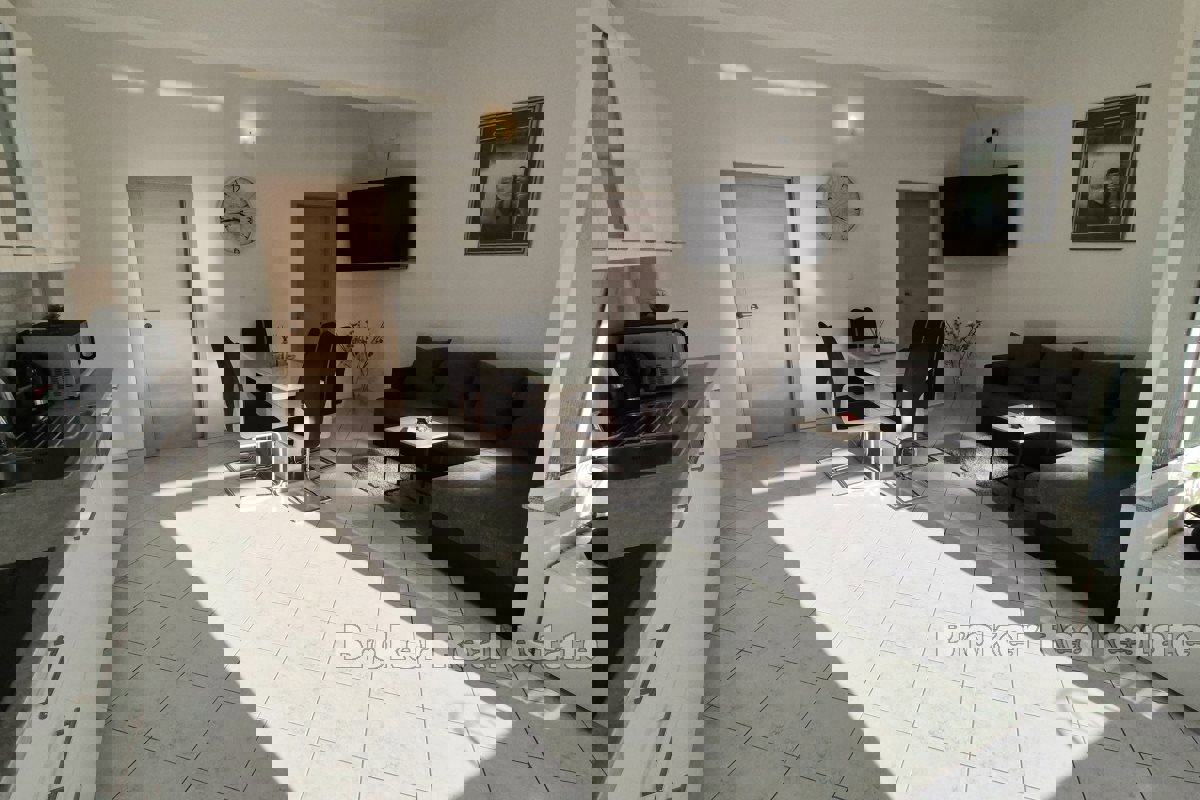 Proprietà residenziale e commerciale vicino a Spalato