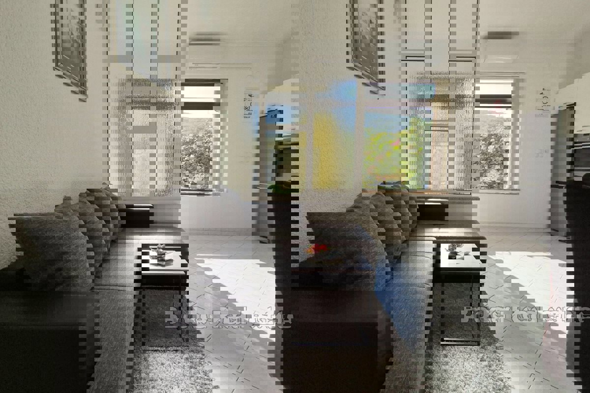 Proprietà residenziale e commerciale vicino a Spalato