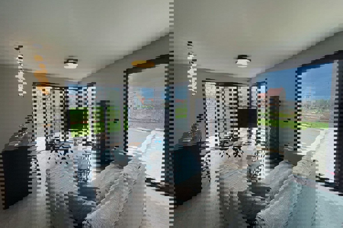 Villa con piscina in posizione tranquilla