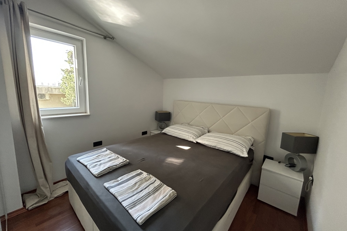 Attico esclusivo in posizione prestigiosa - prima fila al mare