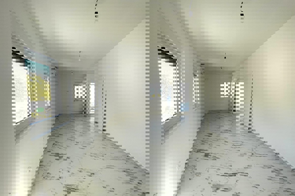 Appartamento in posizione tranquilla con vista mare