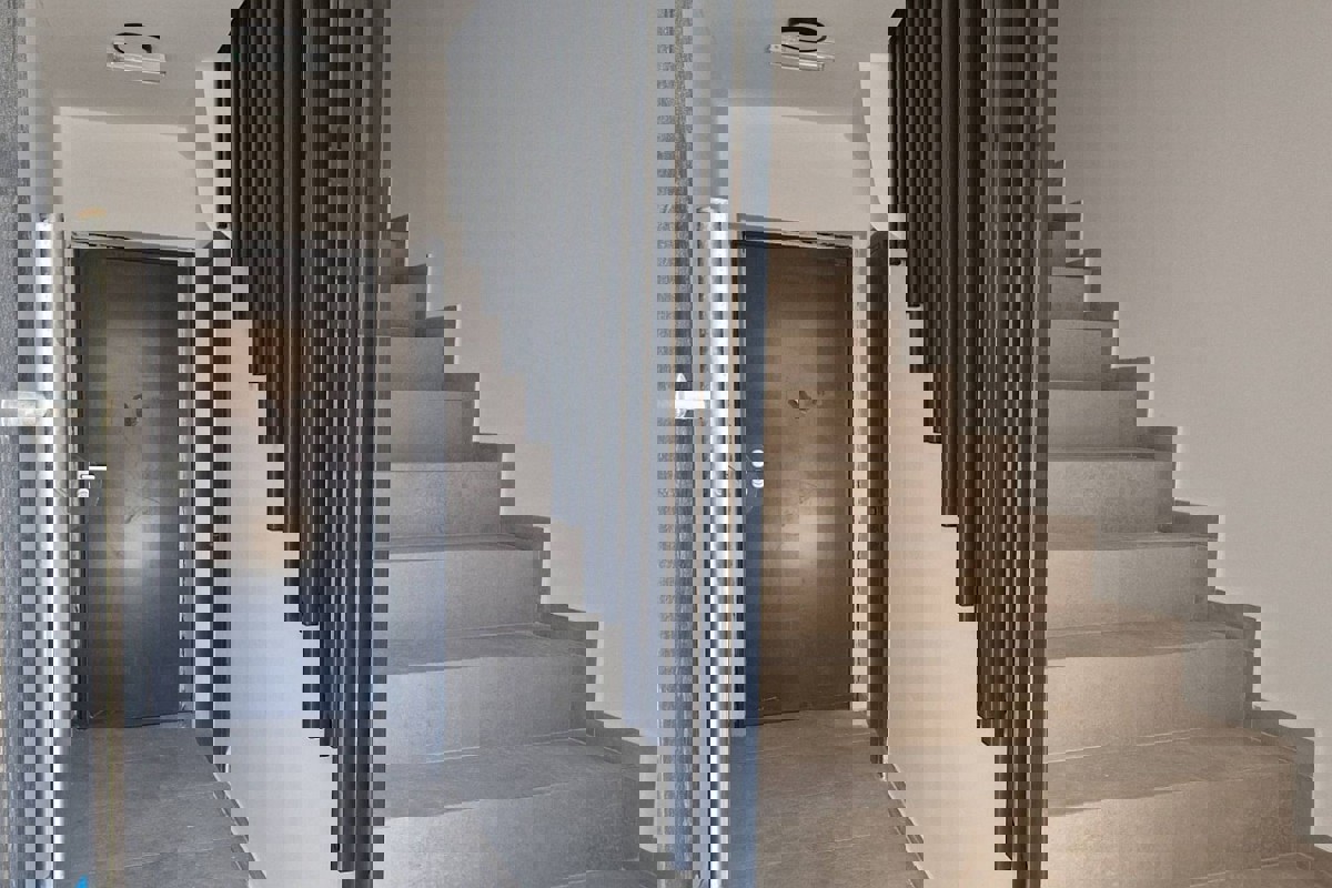 Moderno appartamento con due camere da letto vicino alla spiaggia