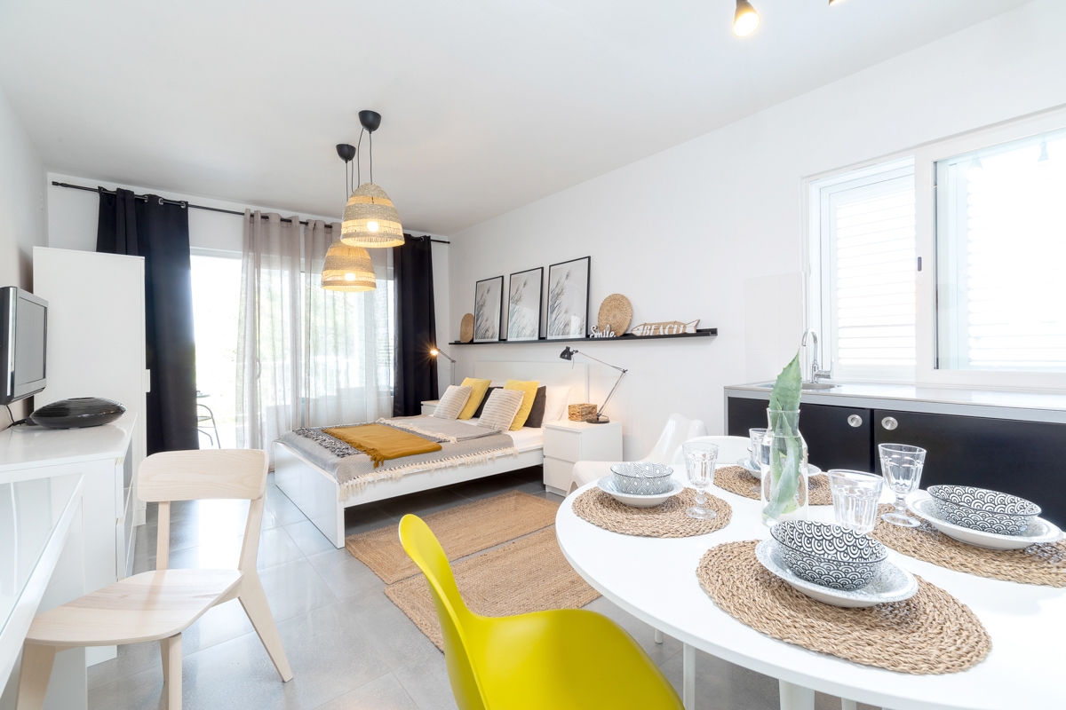 Villa mediterranea situata direttamente sul mare