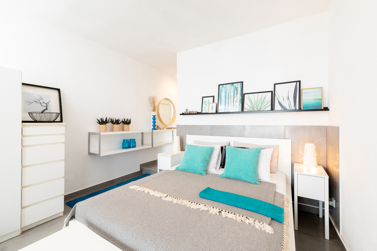 Villa mediterranea situata direttamente sul mare