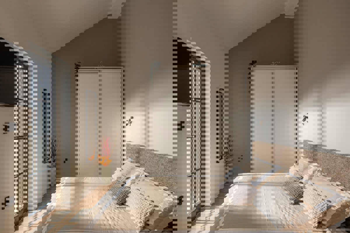 Villa con piscina immersa nella natura