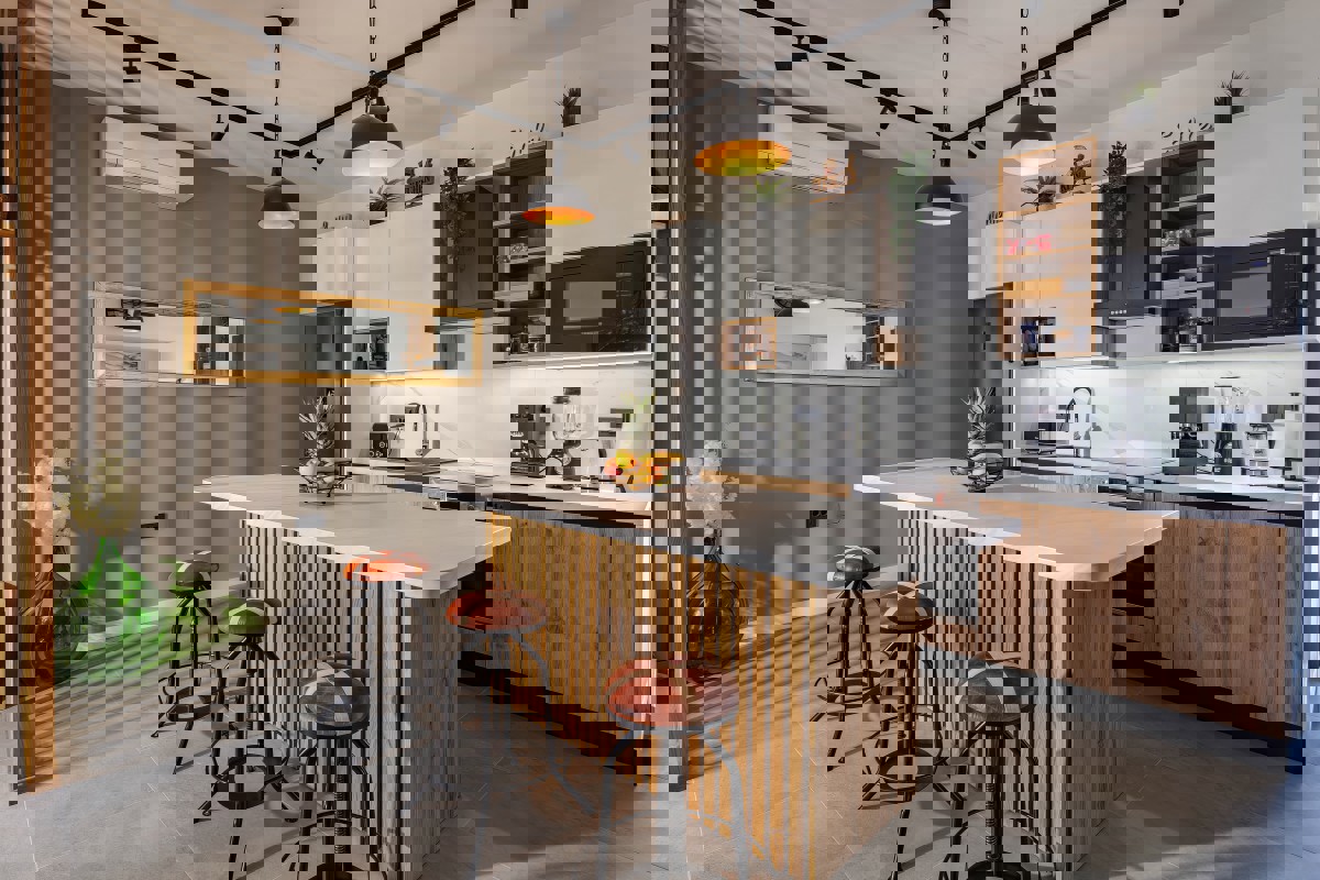 Villa con piscina immersa nella natura