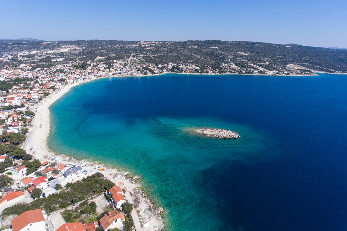 Terreno edificabile attraente in prima fila sul mare