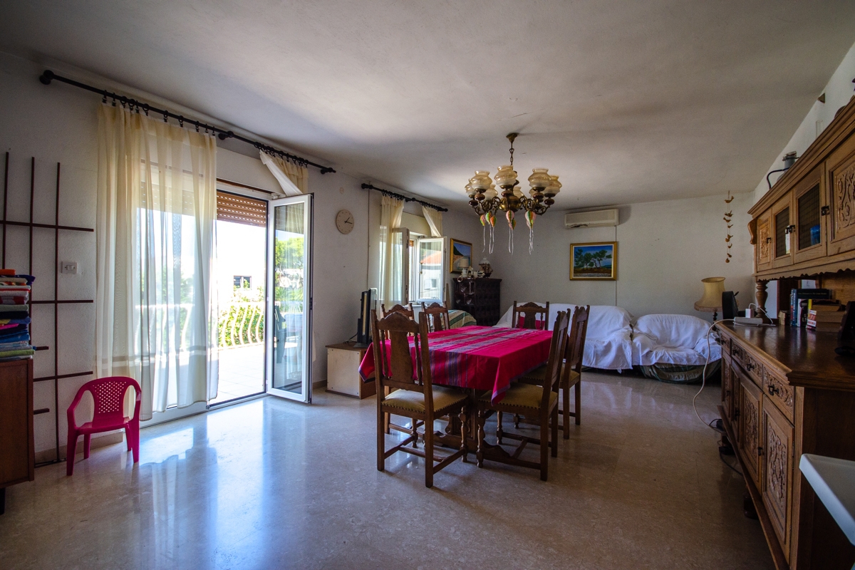 Una casa con vista mare