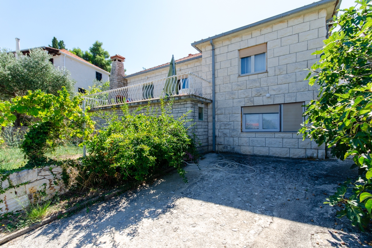 Una casa con vista mare