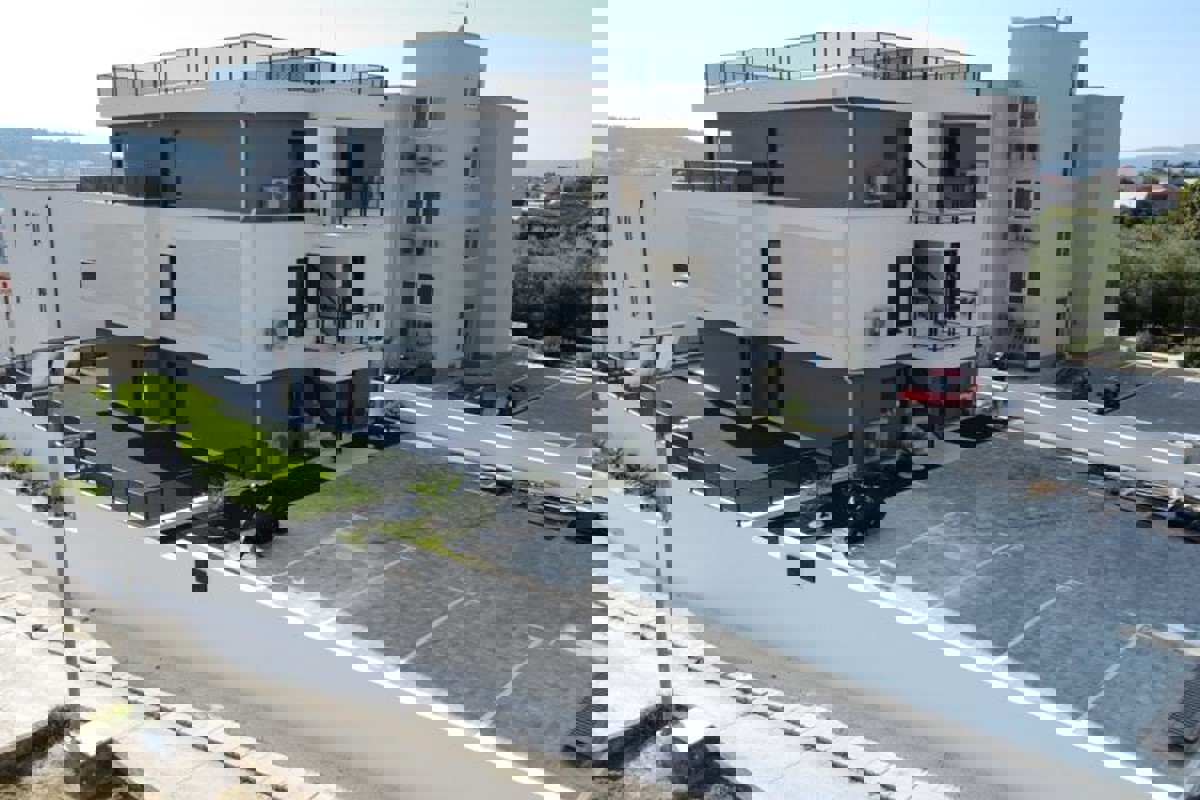 Attico con vista mare e terrazza panoramica