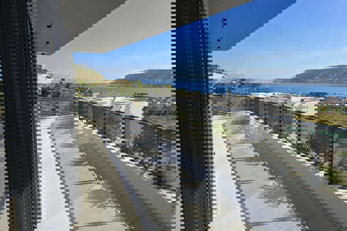 Attico con vista mare e terrazza panoramica