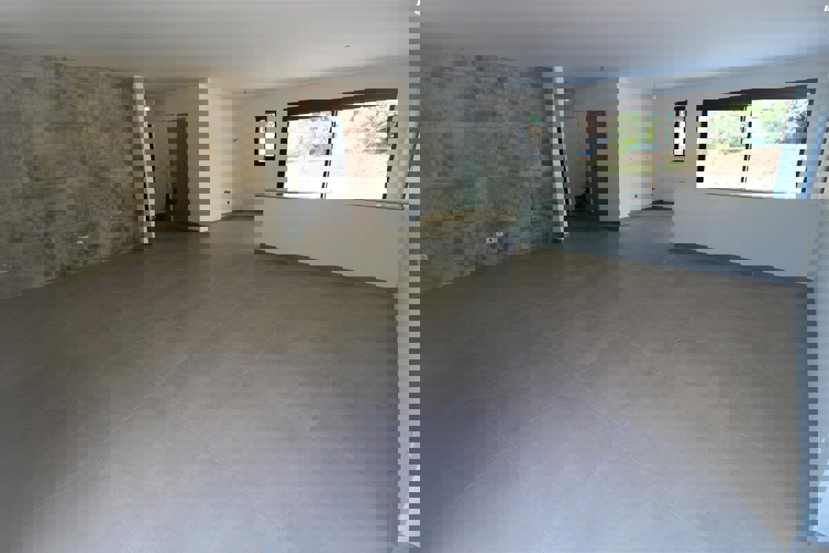 Appartamento duplex con piscina vicino al mare