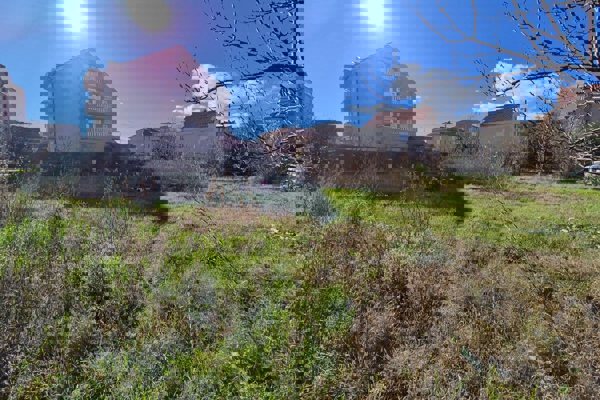 Ottimo terreno edificabile vicino a tutti i servizi