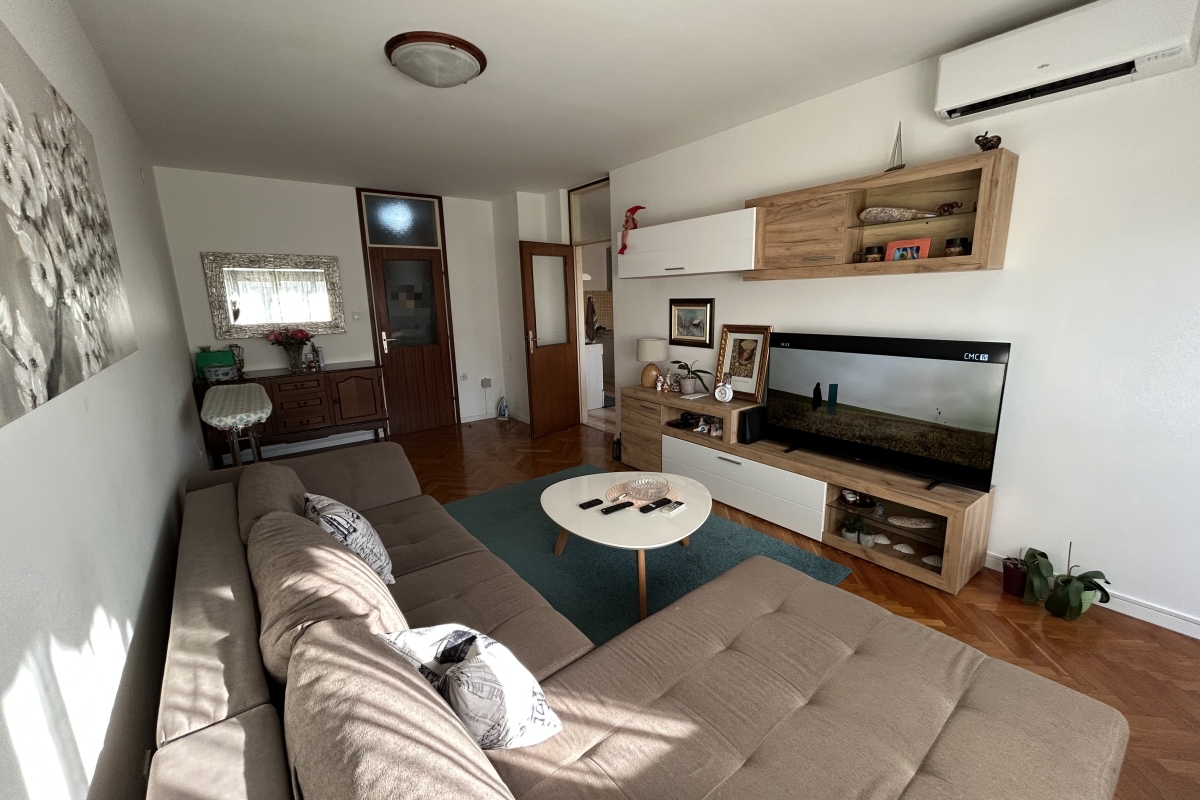 Comodo appartamento con tre camere da letto