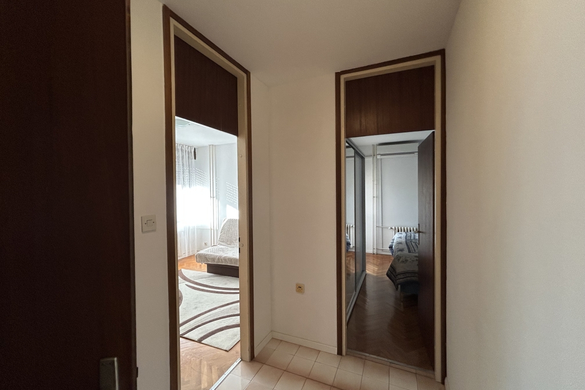 Comodo appartamento con tre camere da letto