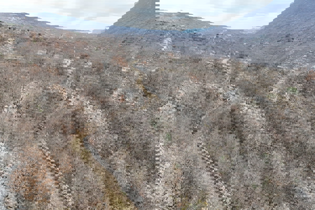 Terreno edificabile in zona industriale