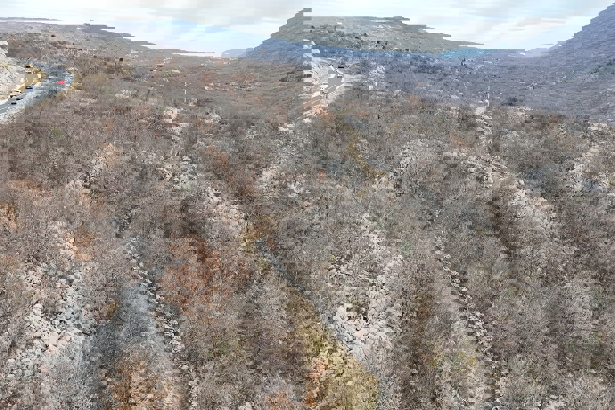 Terreno edificabile in zona industriale