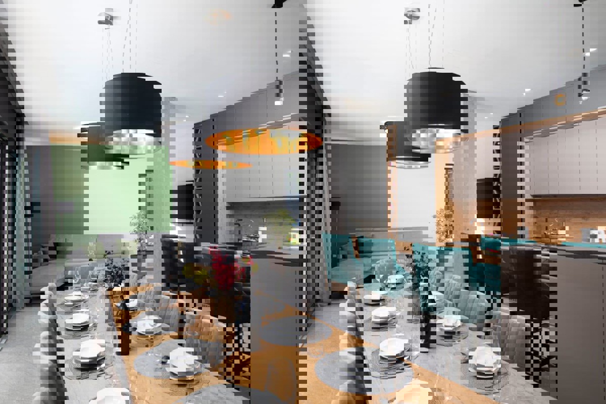 Villa di lusso di nuova costruzione con piscina