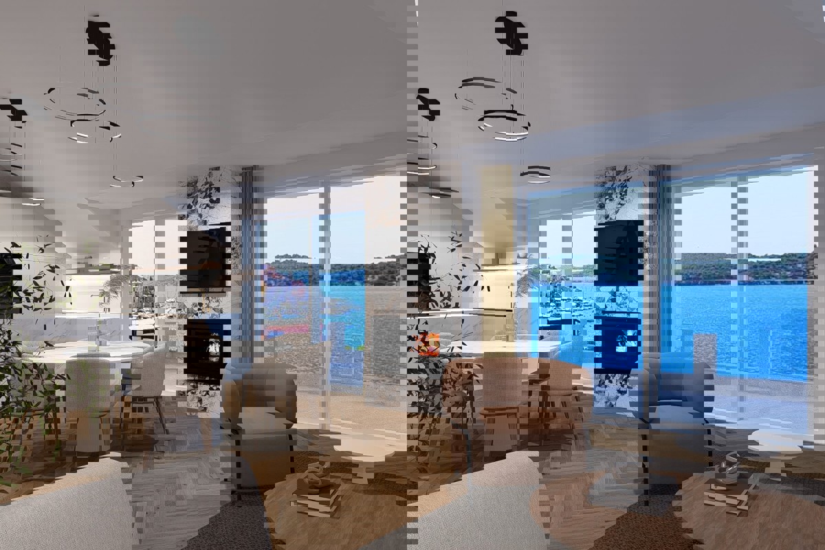 Appartamento di lusso con vista mare