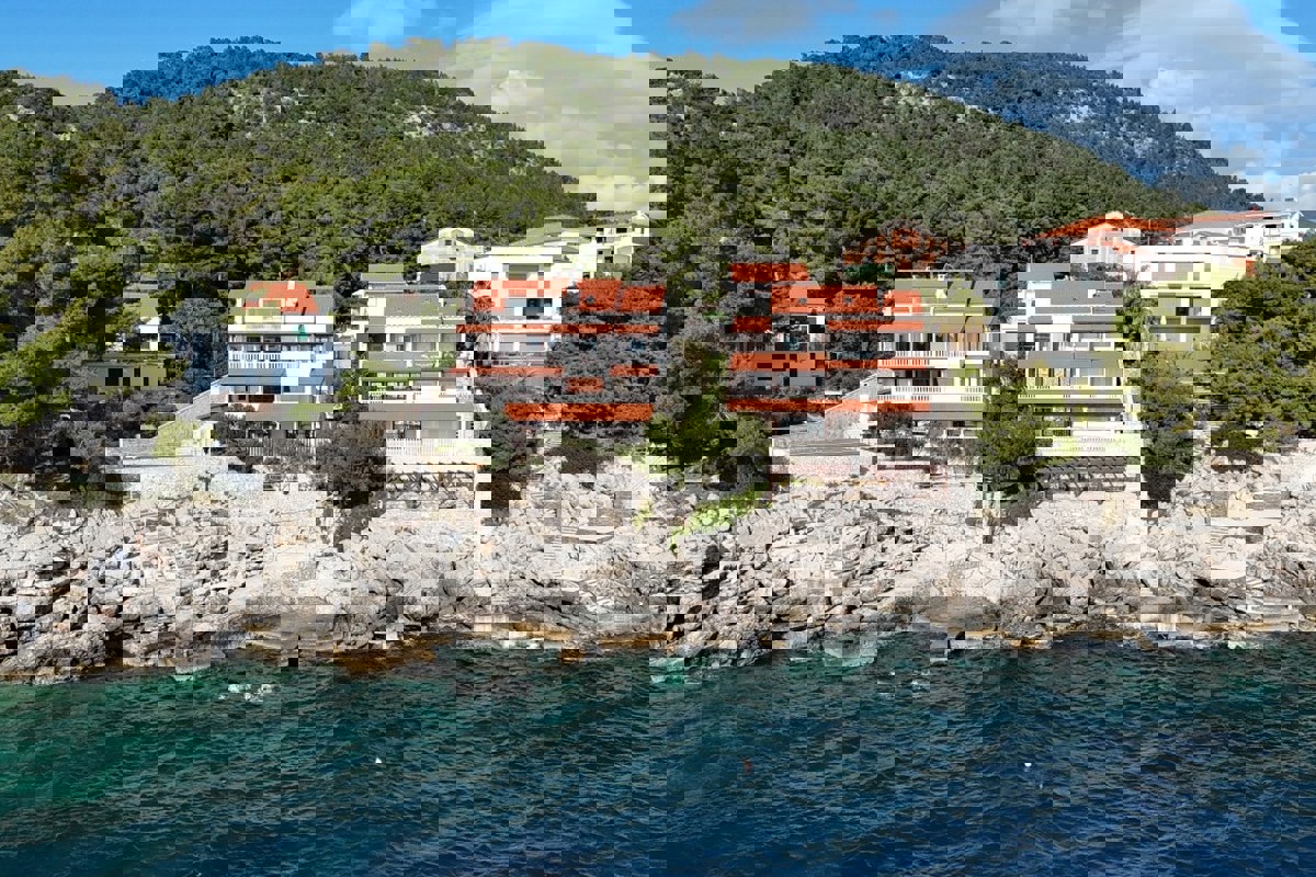 Villa in prima fila sul mare