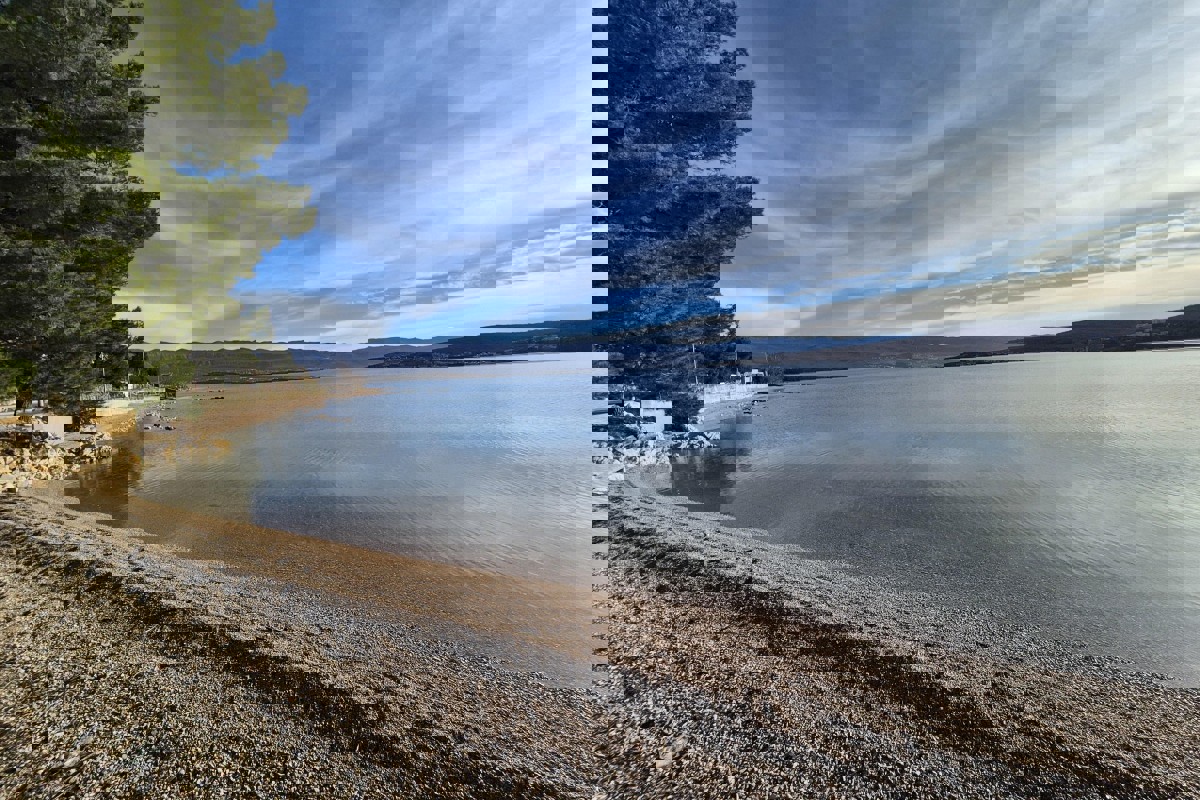 Appartamento con due camere da letto e vista mare, vicino alla spiaggia