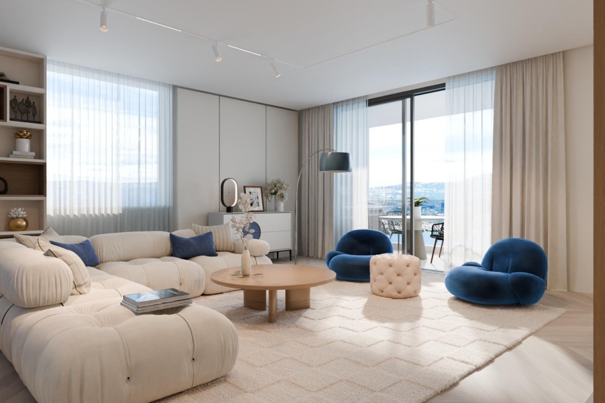 Lussuoso attico con tre camere da letto e vista mare