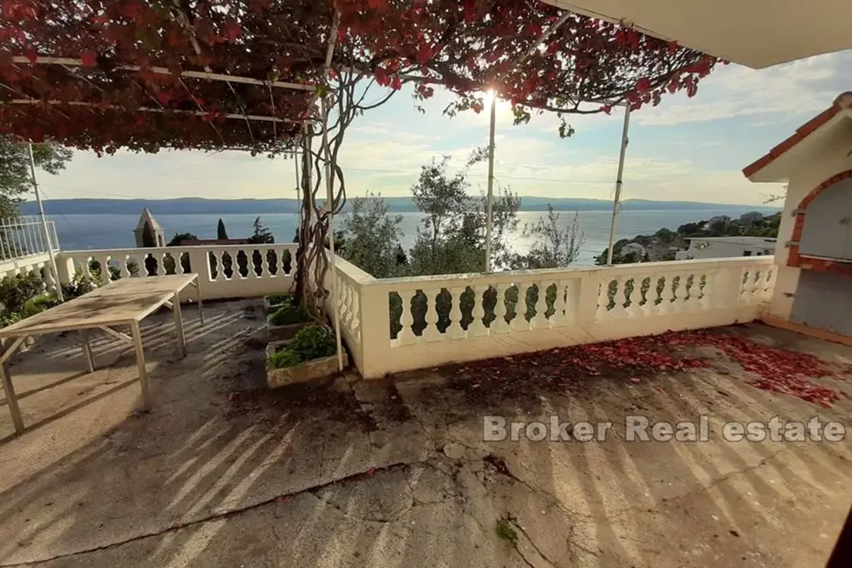 Casa con vista sul mare aperto