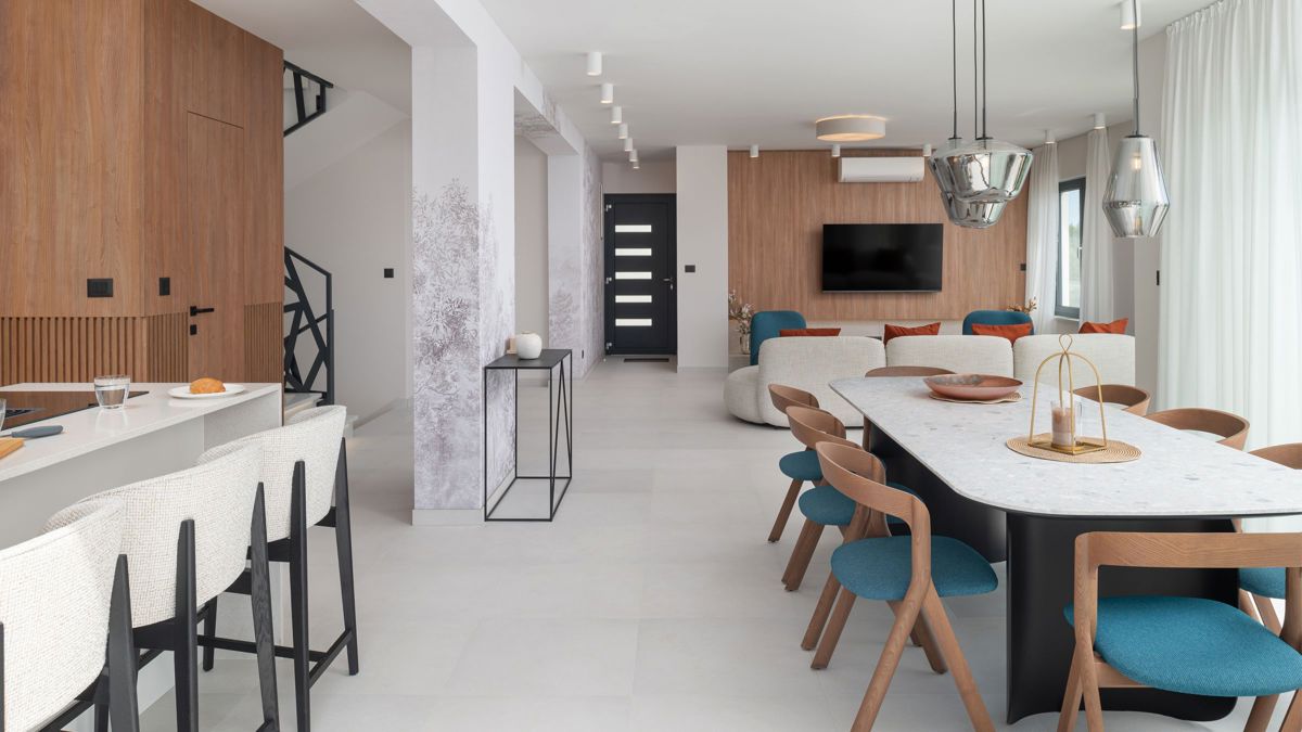 Villa con piscina e vista mare