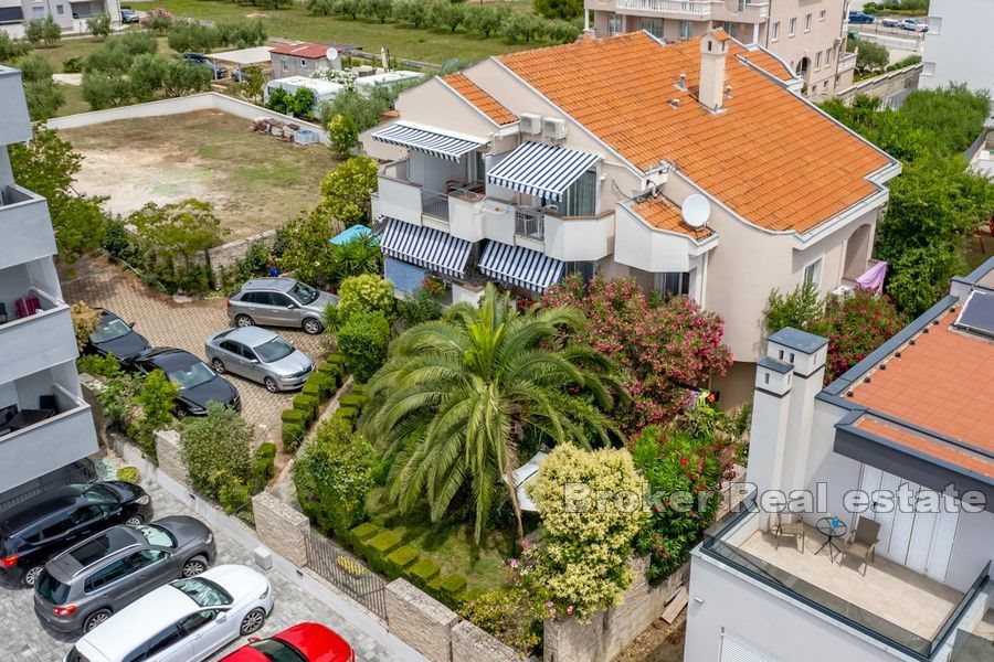 Palazzina vicino al mare