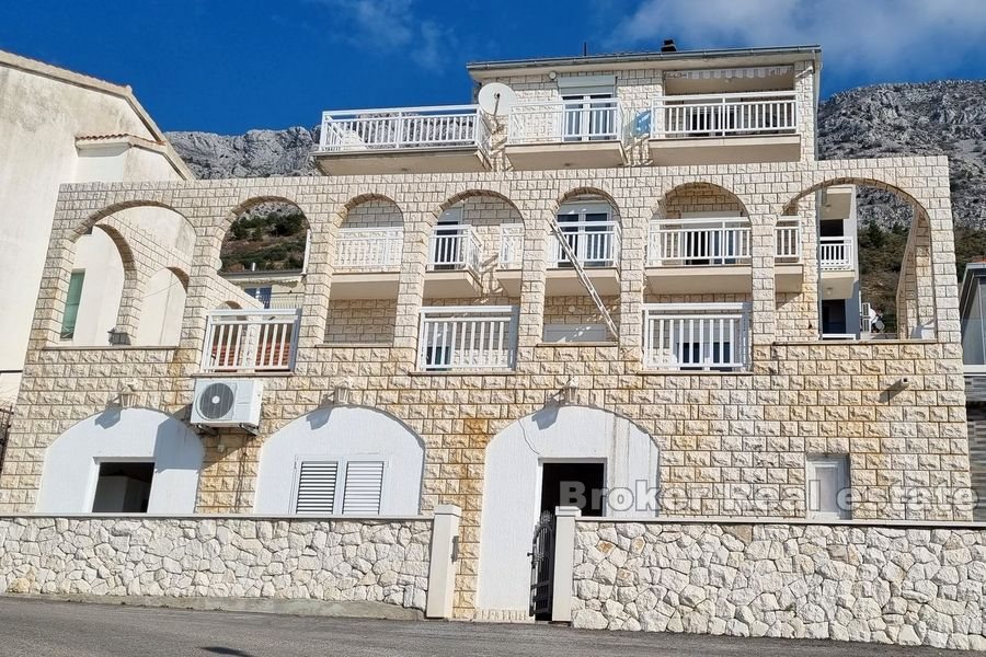 Casa con vista sul mare aperto