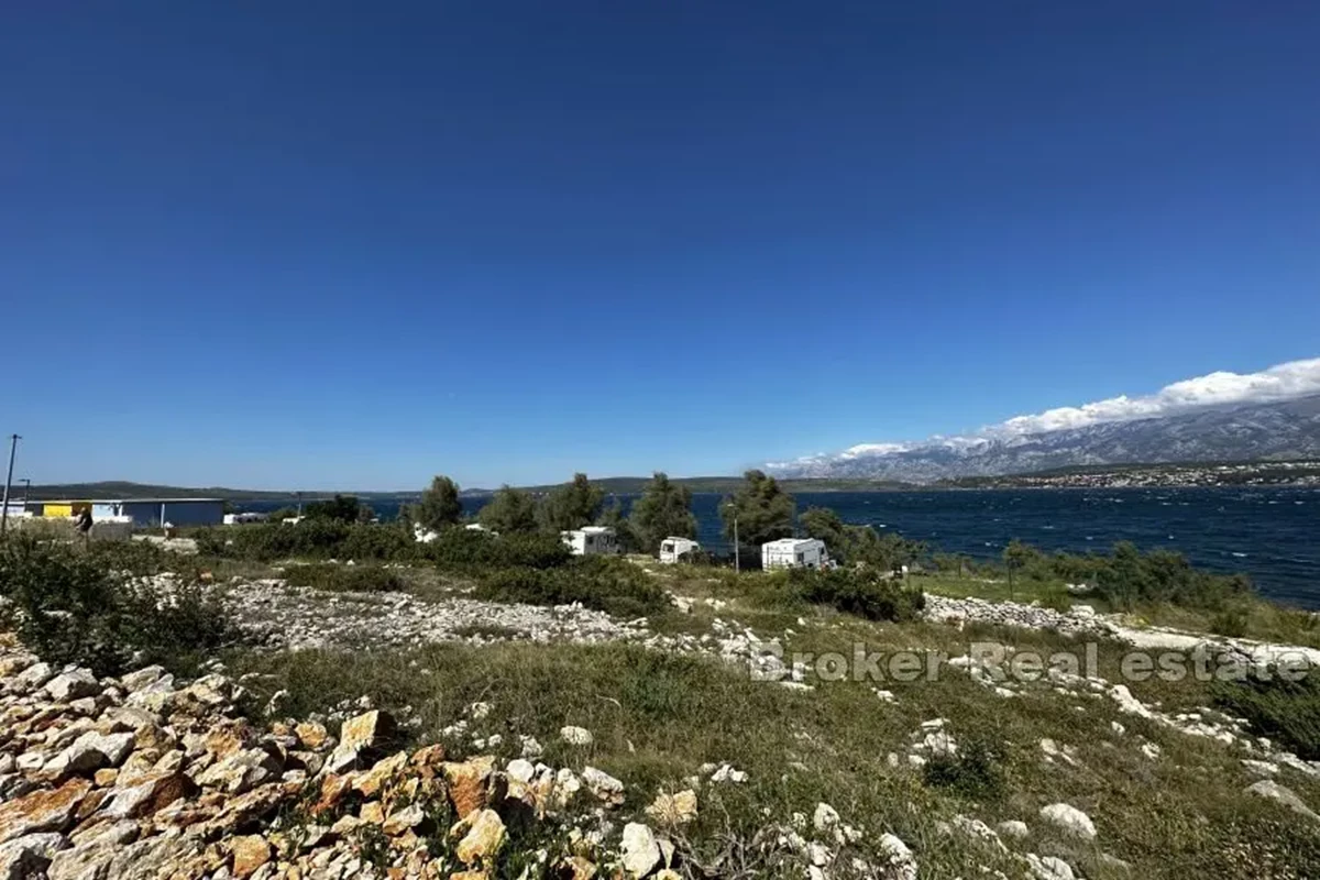 Terreno edificabile vicino al mare