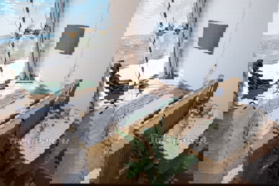 Villa di lusso con ampio giardino