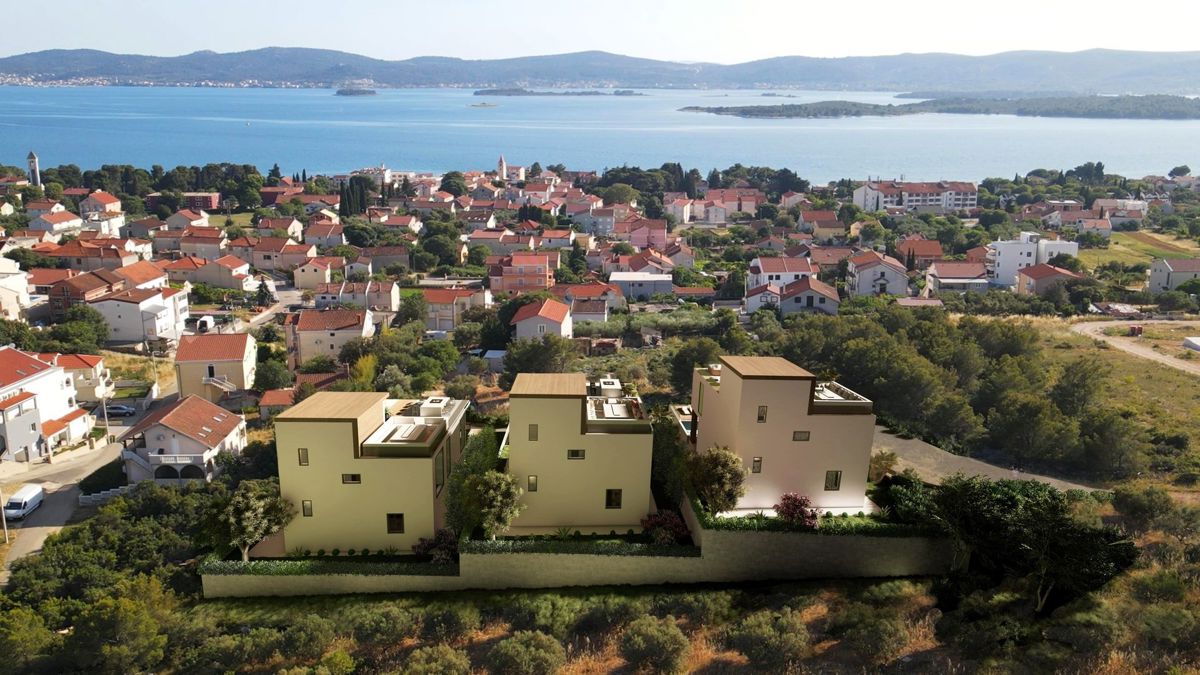 Ville di lusso in costruzione con vista mare