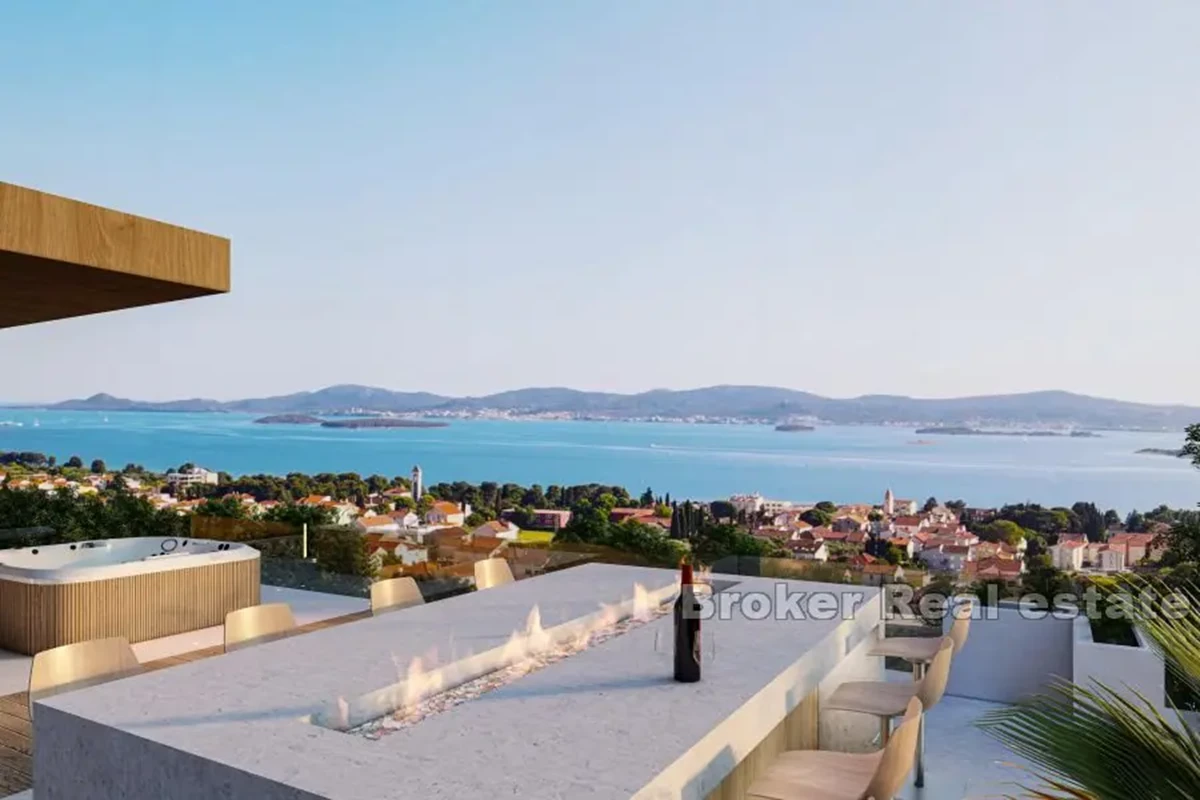 Ville di lusso in costruzione con vista mare