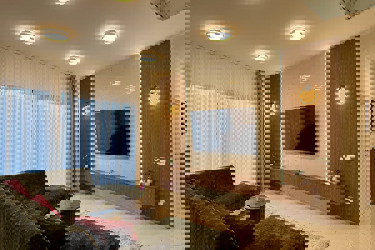 Villa moderna con vista mare