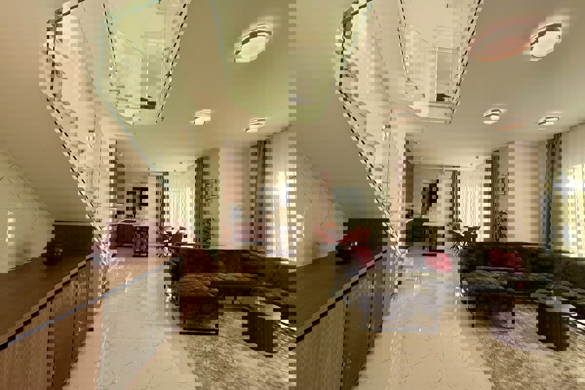 Villa moderna con vista mare