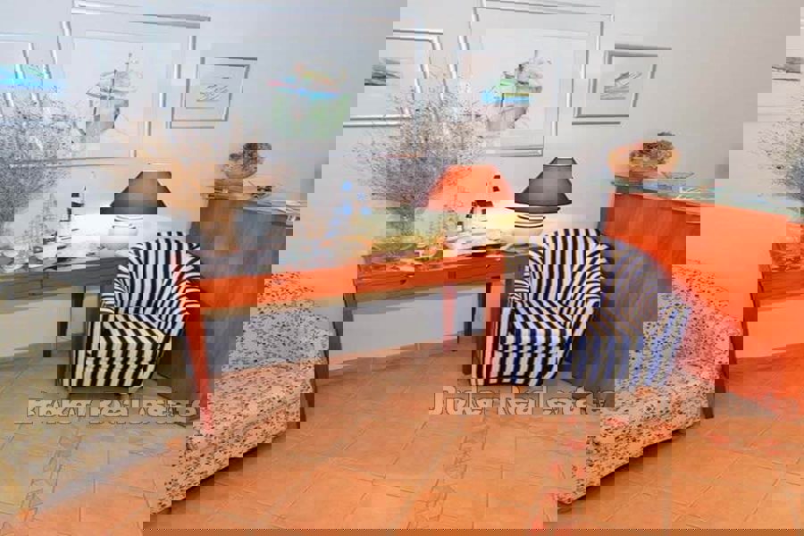 Palazzina prima fila al mare