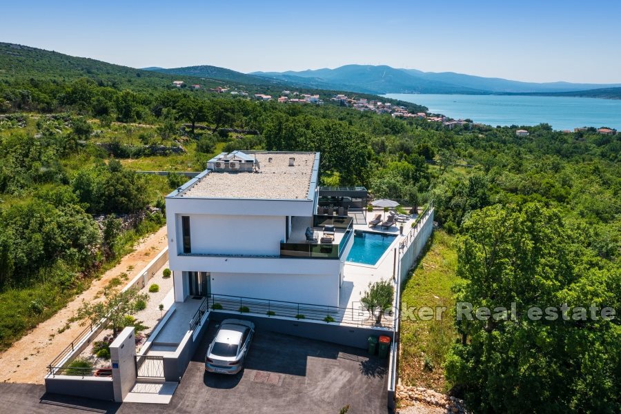 Una villa eccezionale con vista sul mare aperto