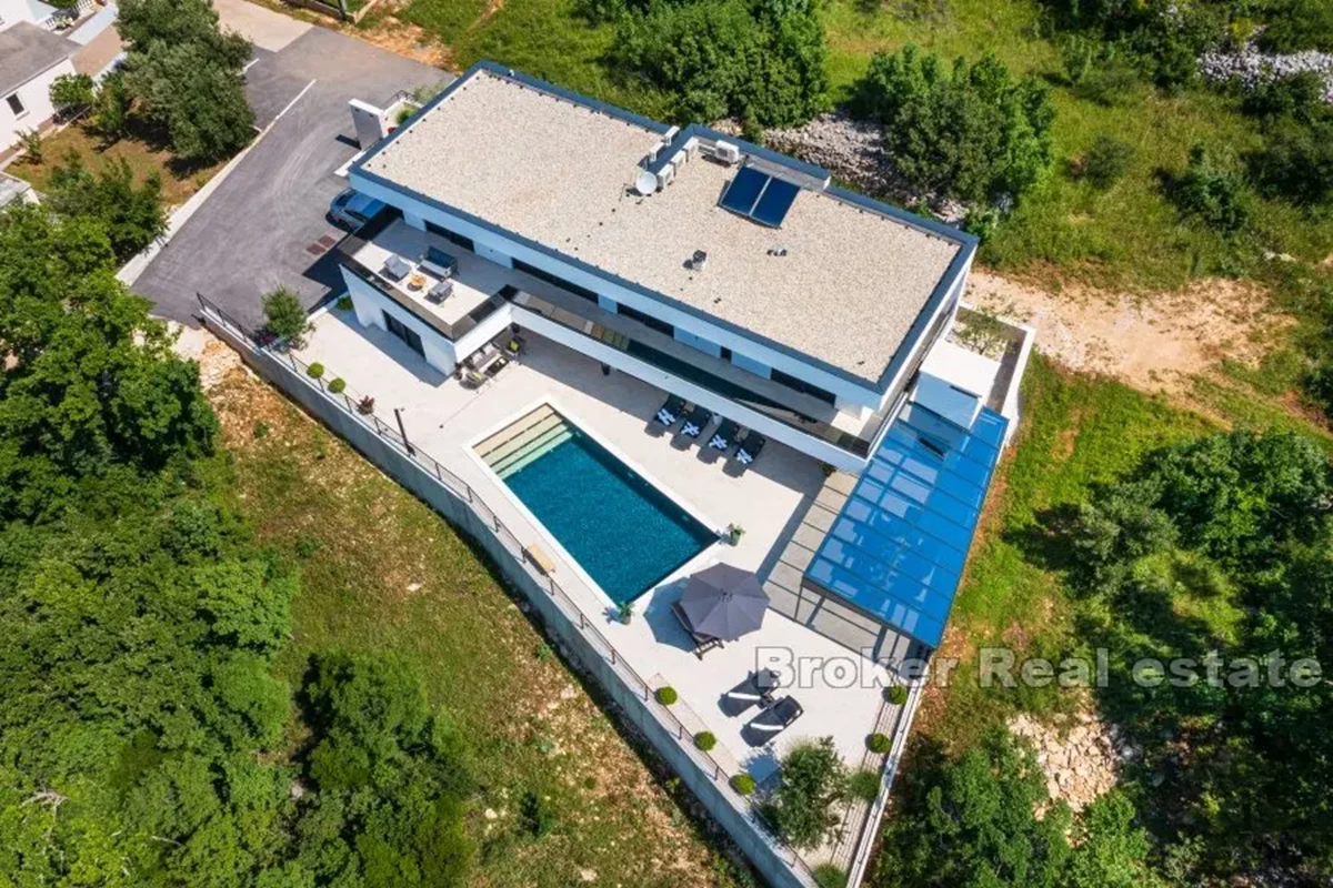 Una villa eccezionale con vista sul mare aperto