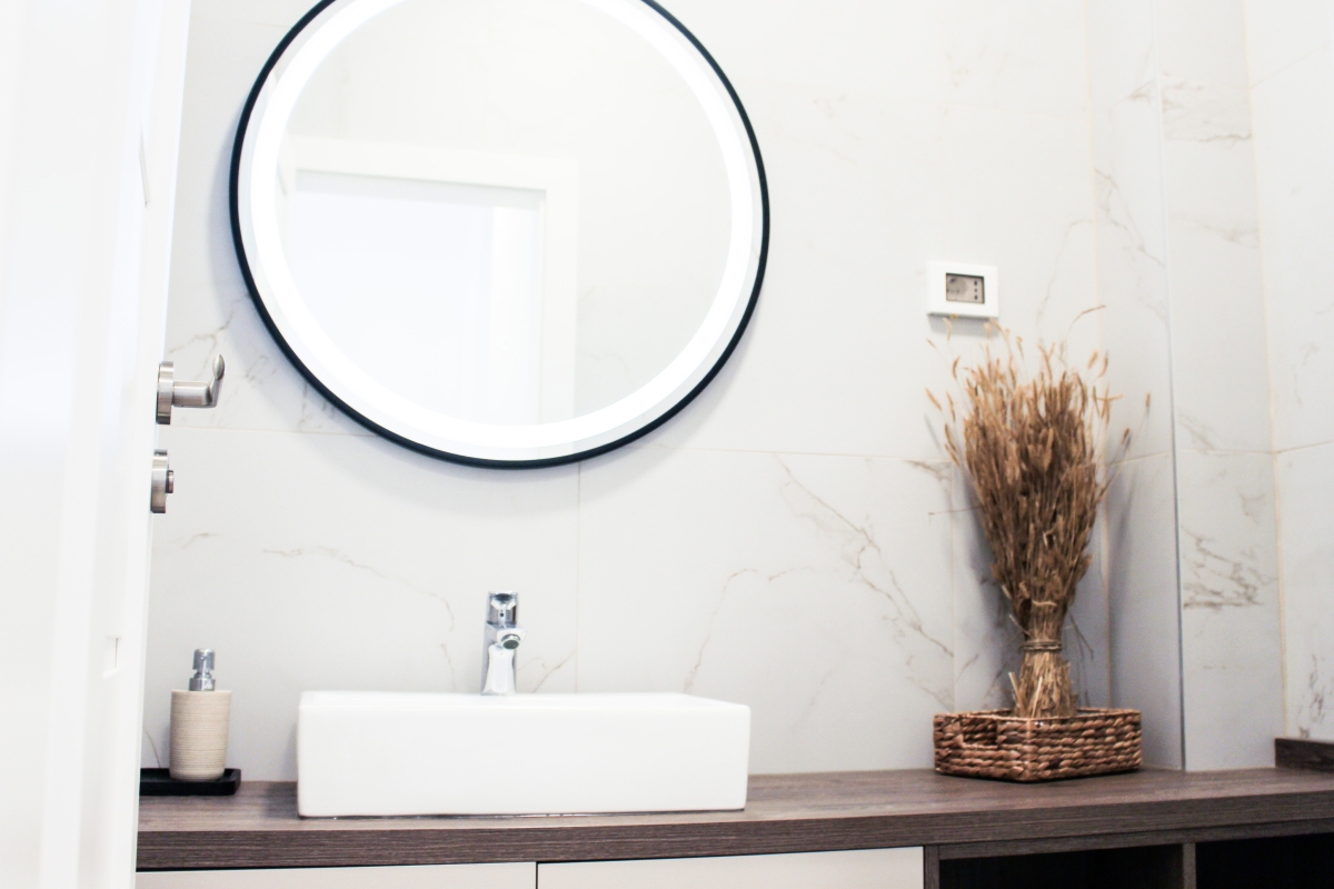 Villa con piscina e vista mare