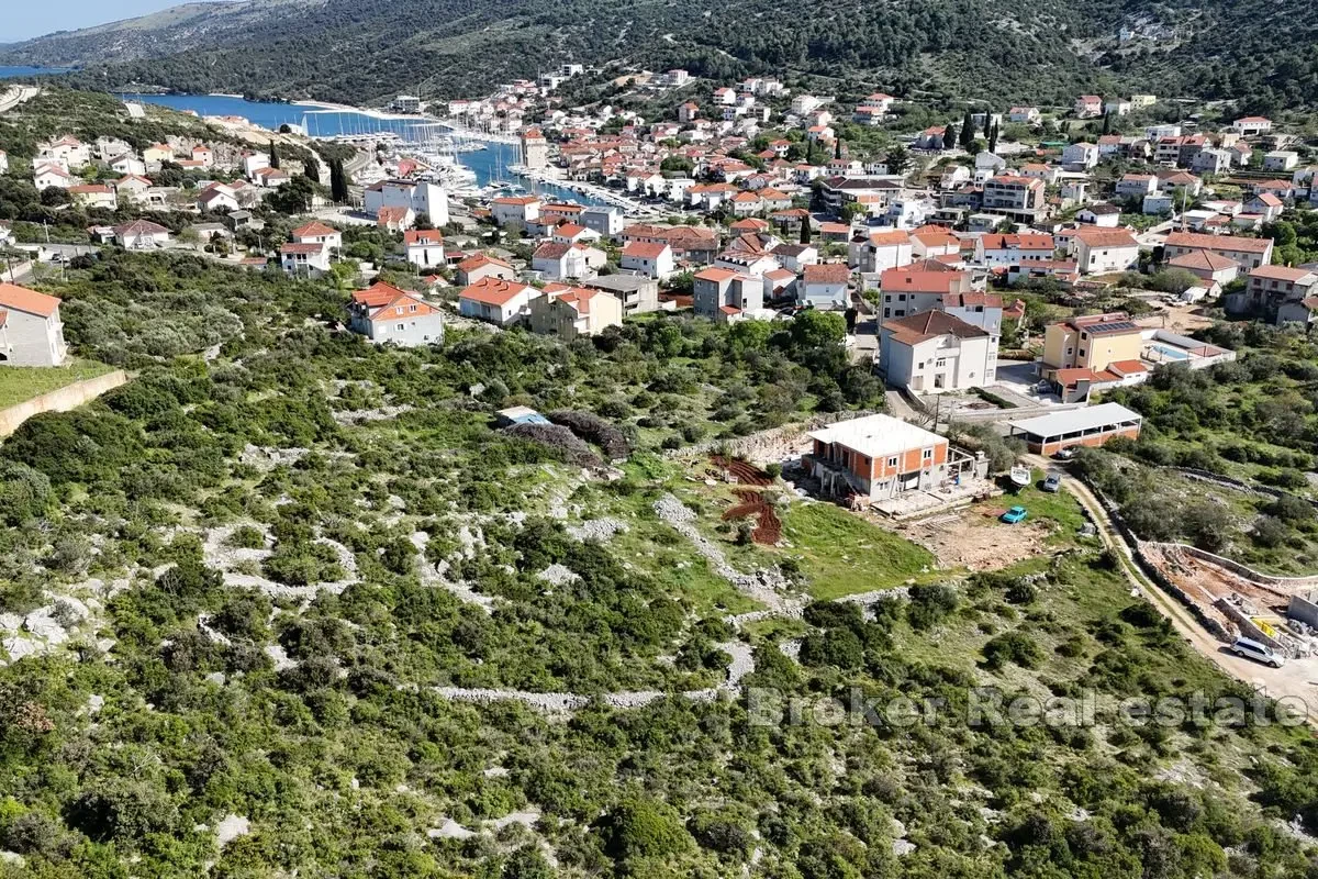 Terreno edificabile con vista mare