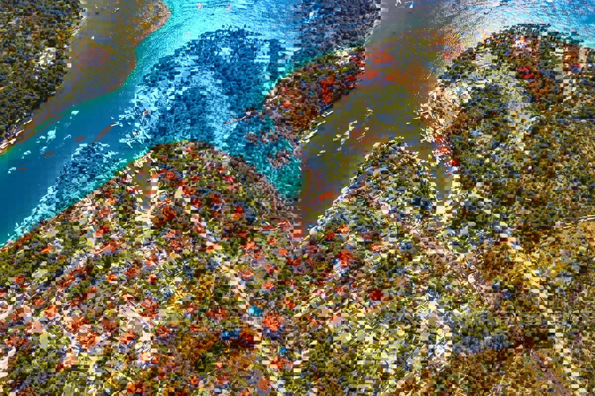 Villa in costruzione con vista mare