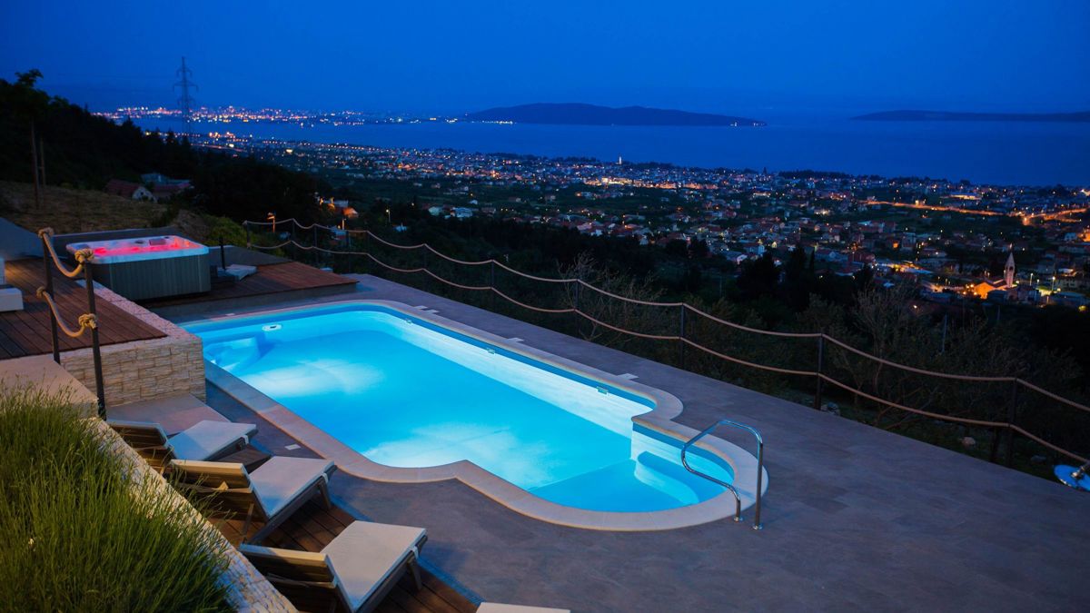 Villa di lusso con vista panoramica sul mare