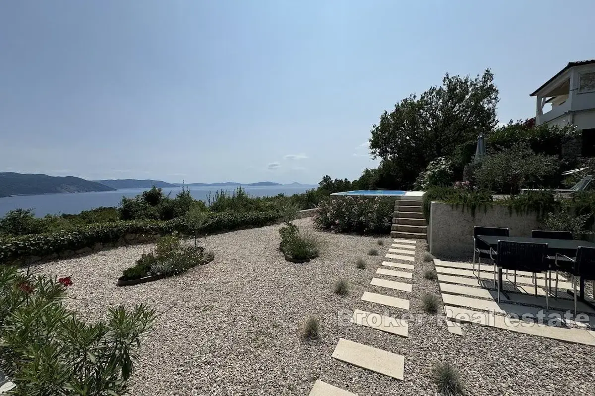 Casa indipendente con vista panoramica sul mare