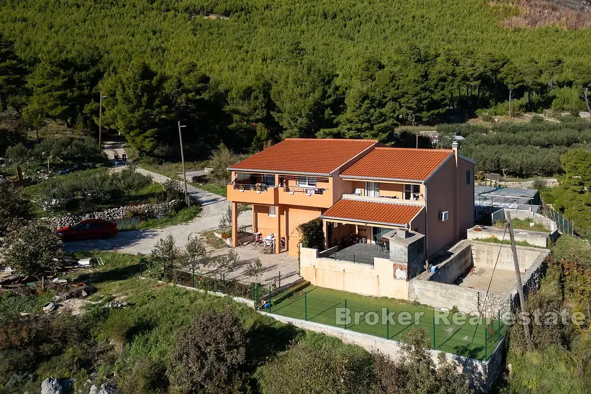 Casa con vista aperta sul mare e sulle isole