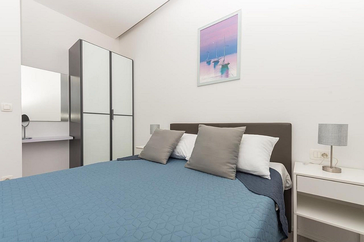 Villa moderna con vista panoramica sul mare