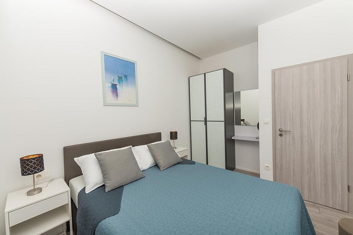 Villa moderna con vista panoramica sul mare